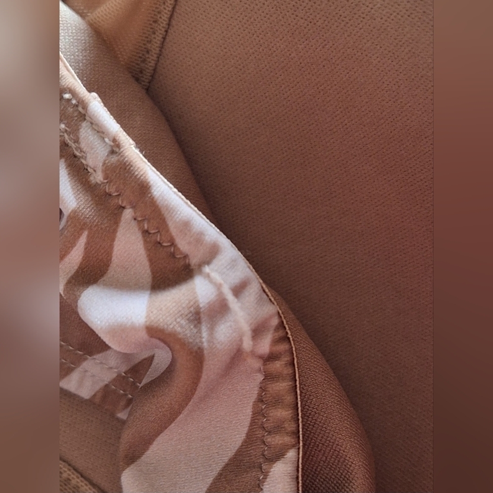 Joe Fresh Collab Roxy Earle Swim - Picture 7 of 7